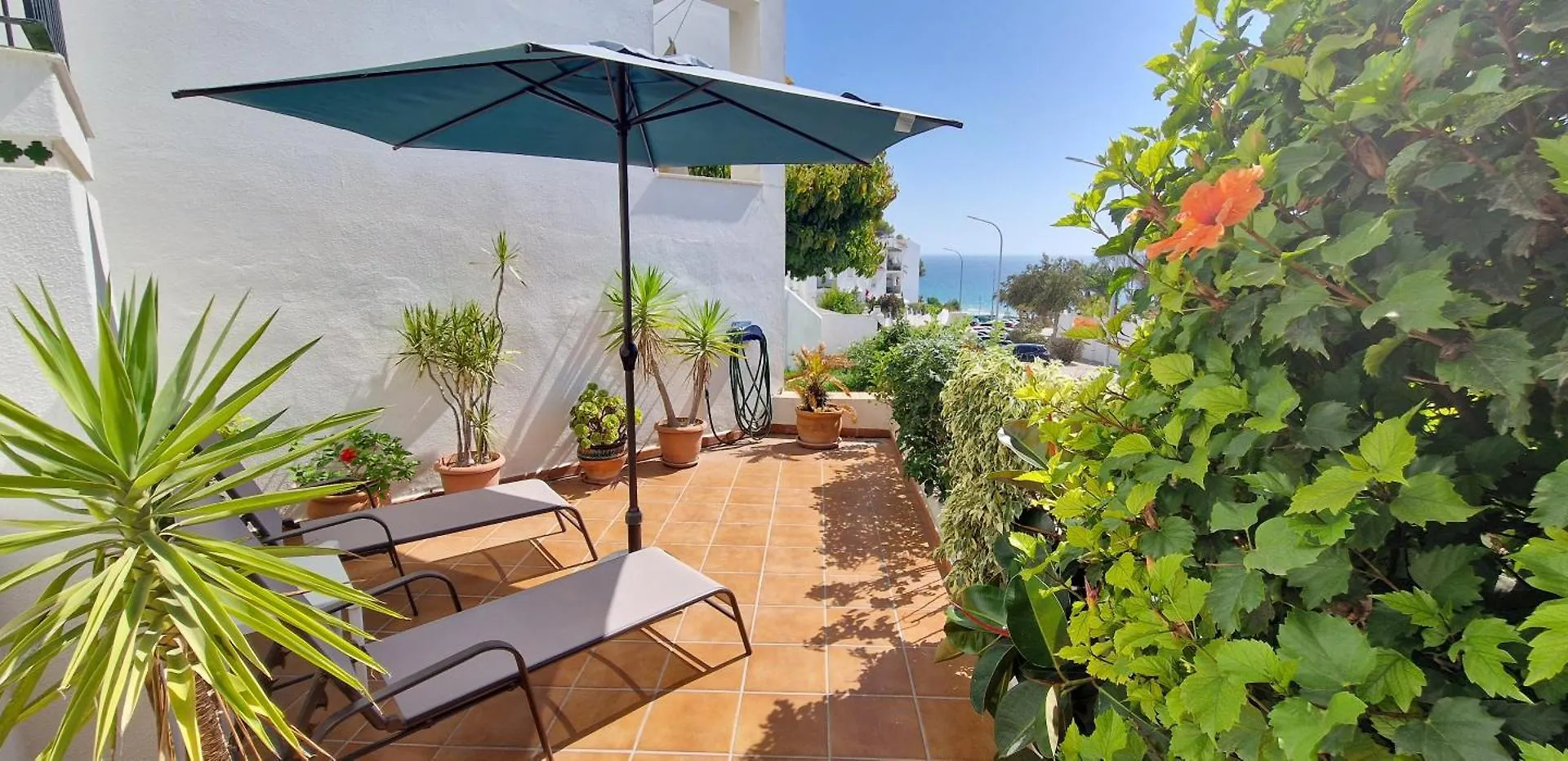 Apartamento Con Terraza En Primera Linea De Playa Conil De La Frontera Spain